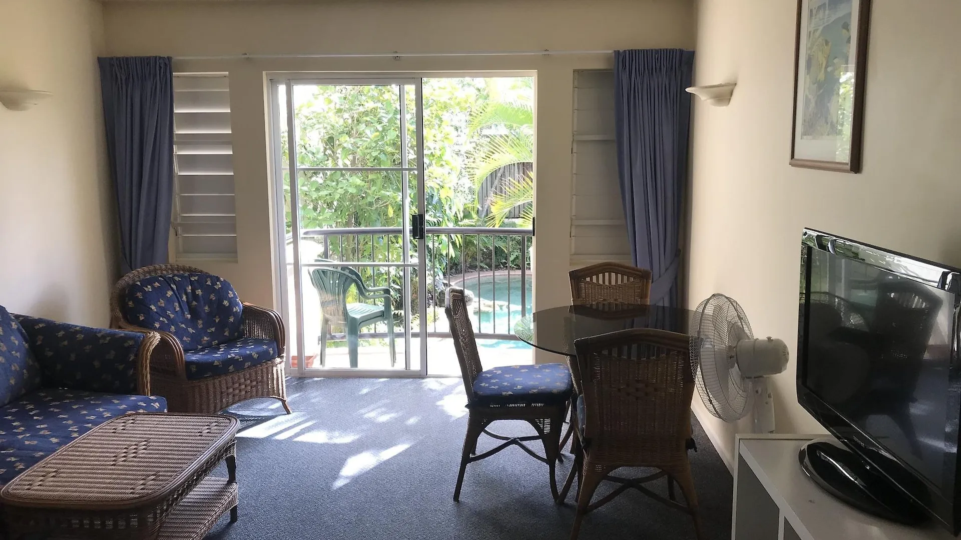 Villa Vaucluse Apartments Cairns Hotel apartamentowy