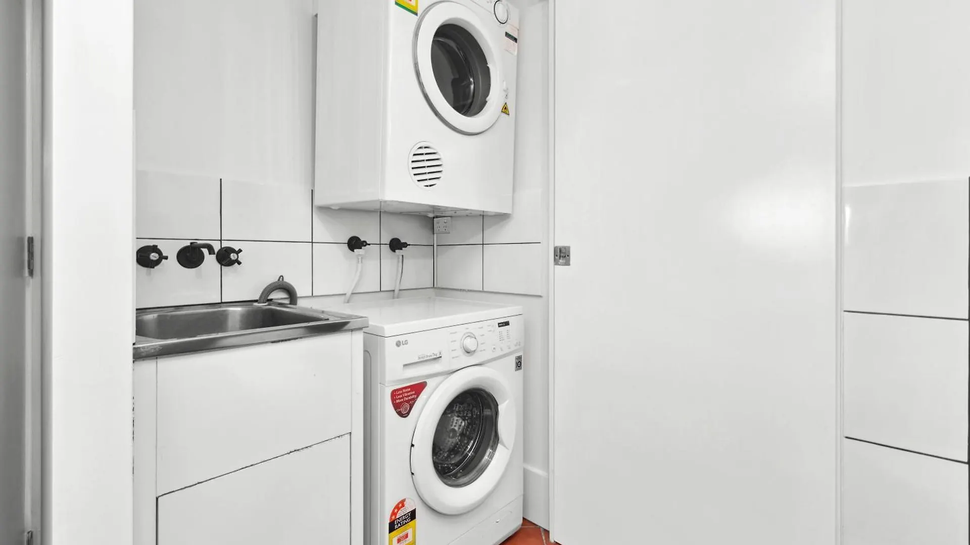 Villa Vaucluse Apartments Cairns